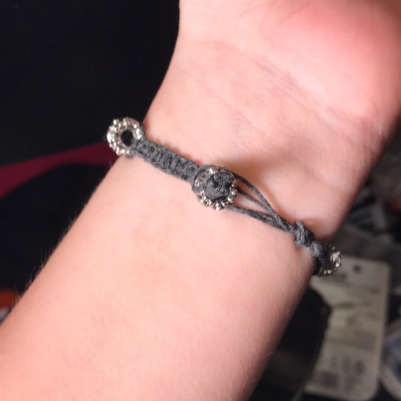 Hand made bracelet - Picture 2 of 4